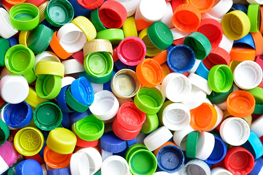 プラスチック製のふたの商標権を取って、なぜ無料のプラスチック製容器本体の商標権を取得しない