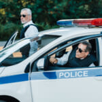 パロディ商品を販売して逮捕される境界線